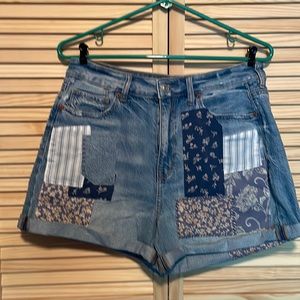American Eagle Shorts - Size 10